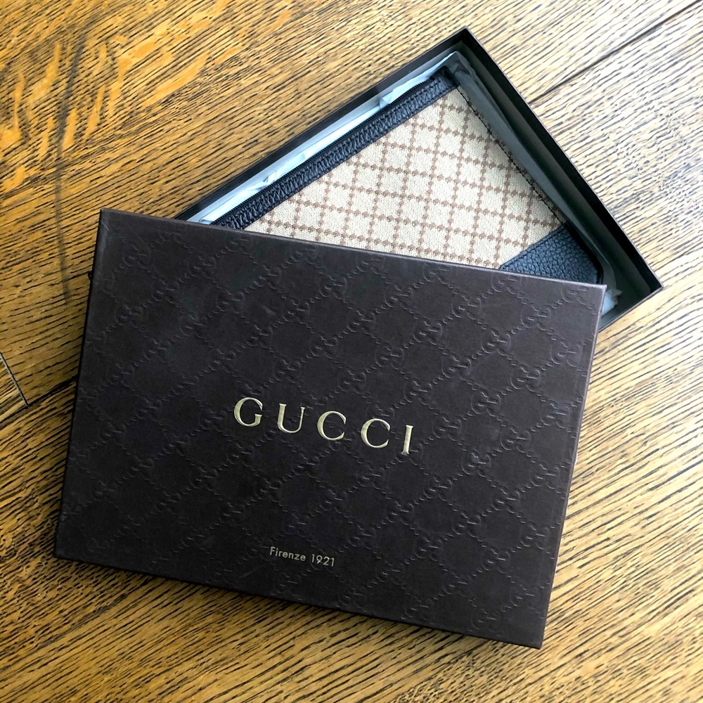 Vintage Gucci pouch